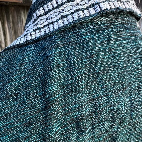 Vintage Green and White Striped Pockets Woven Button up Men's See Measurements - Picture 7 of 9